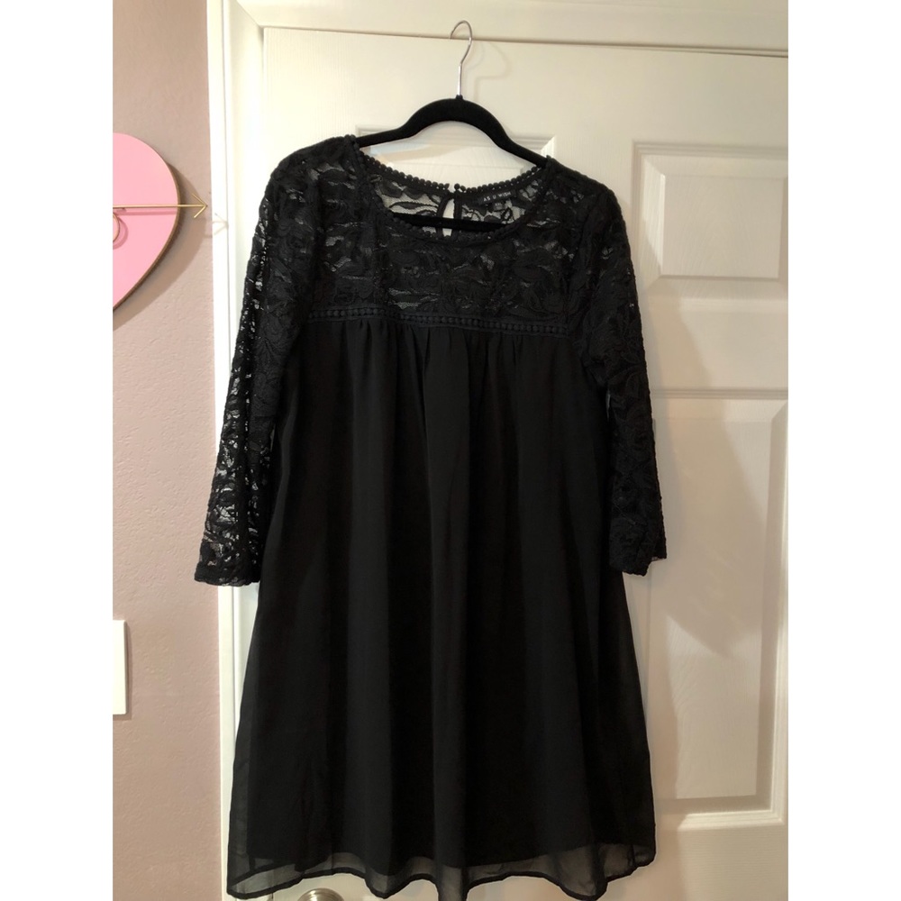 Black lace/chiffon baby doll/shift dress